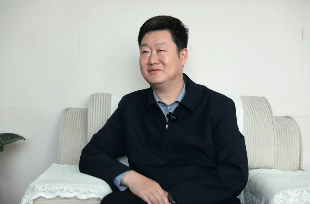 采访对象：内蒙古自治区林业和草原局党组成员、副局长武国庆