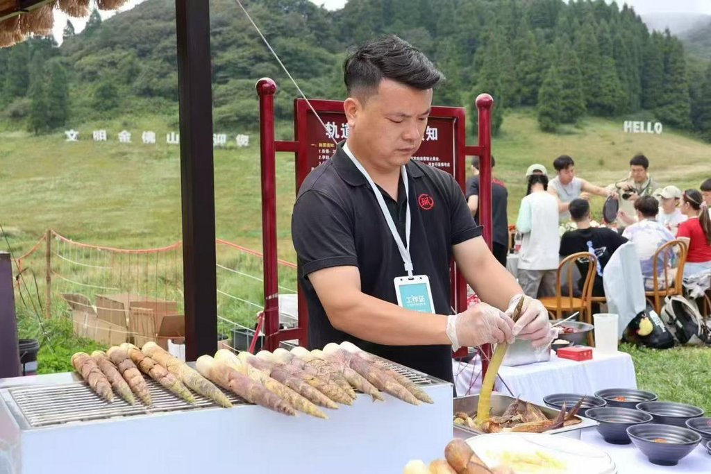南川金佛山方竹笋上市2