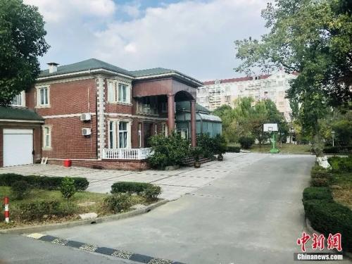 华西村欧式别墅 朴丽娜 摄 华西村欧式别墅 朴丽娜 摄