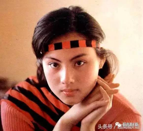 你不知道的事| 她是“红楼”第一美人，为爱自断前程，遭抛弃后被迫拍三级片